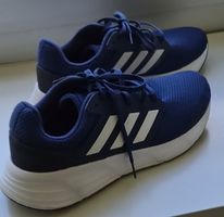 Adidas Laufschuhe blau Grösse 44 guter Zustand