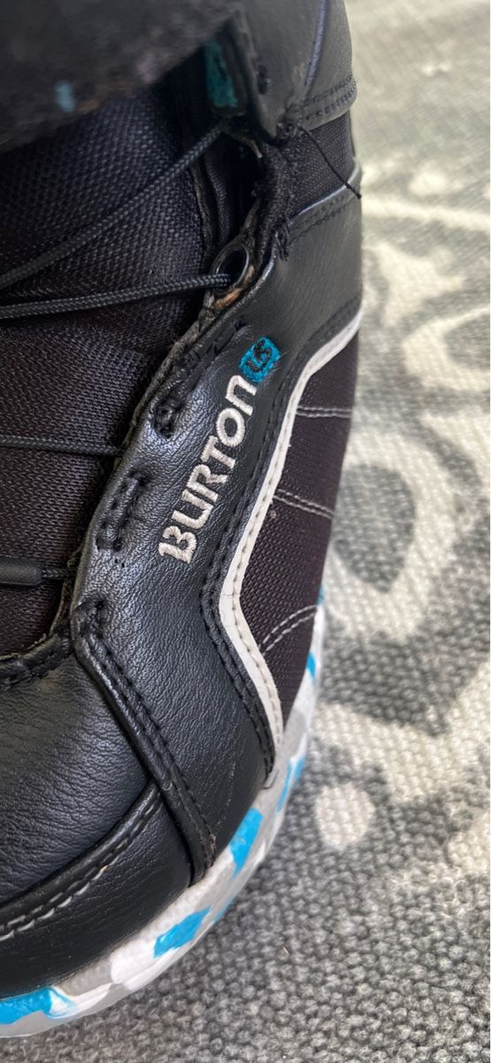 Burton Scarpe da uomo: Burton Snowboard Boot 35 – Usato da Spiez venduto da Vemai 3