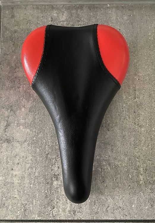 Pezzi di ricambio: Roter & Schwarzer Velo Sattel Fahrrad Ledersattel – Usato da Eich venduto da ka_st 1