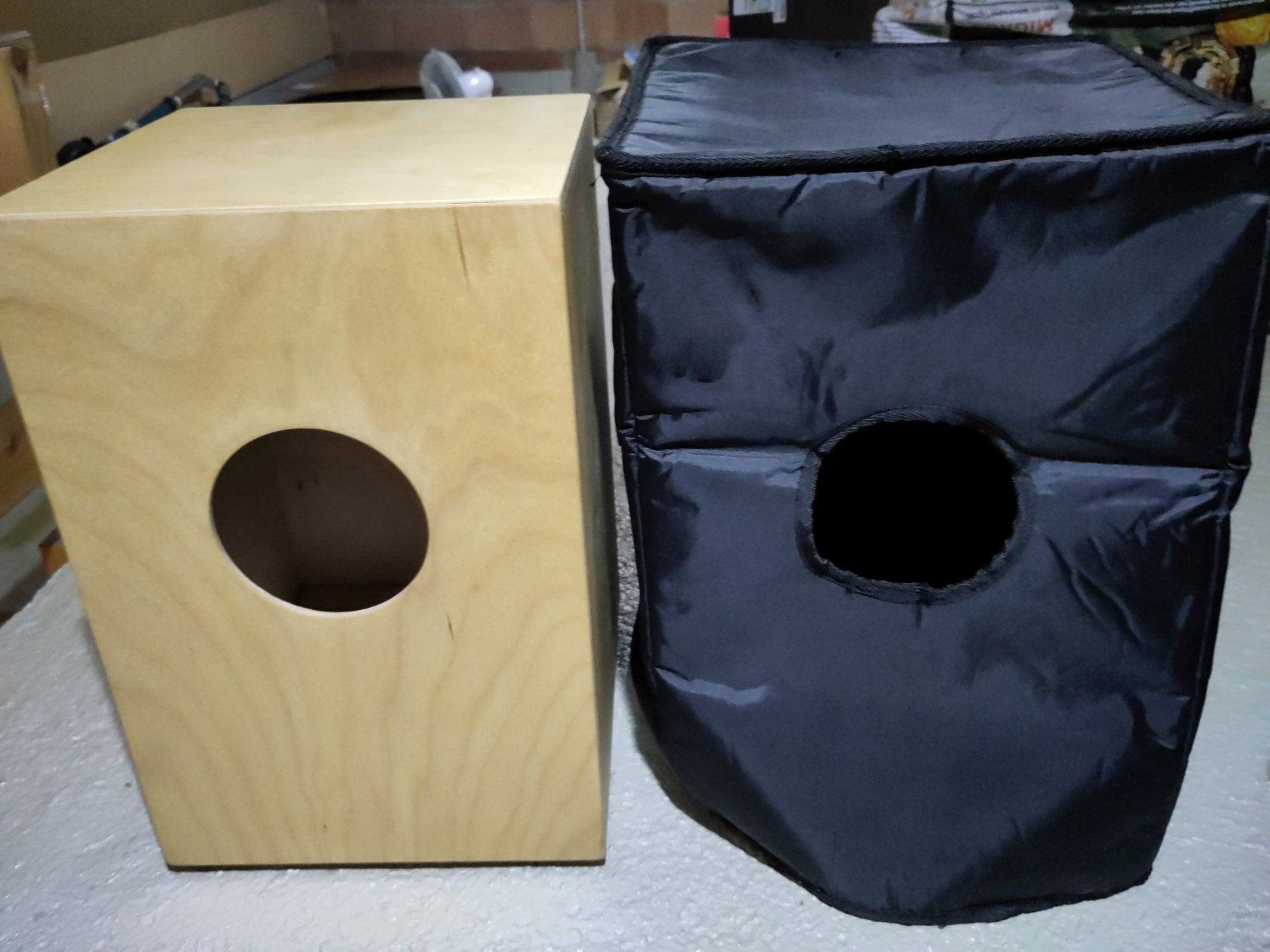 Strumenti musicali: Cajon von Schlagwerk, mit Schutzhülle – Nuovo (secondo la descrizione) da Winterthur venduto da my_username 1