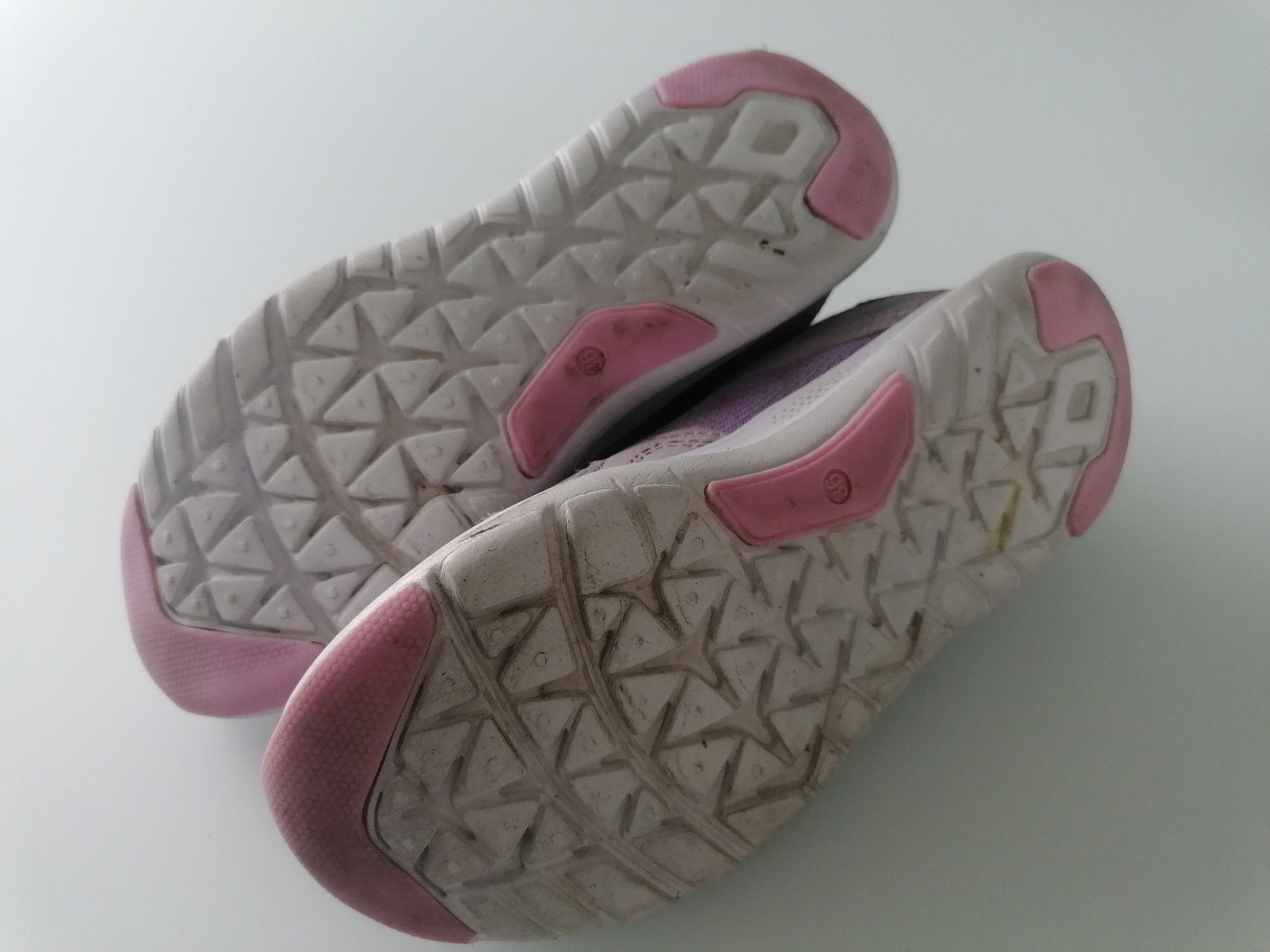Schuhe für Mädchen: Girl Turnschuhe 36 – Gebraucht aus Uster von Smilla07 6