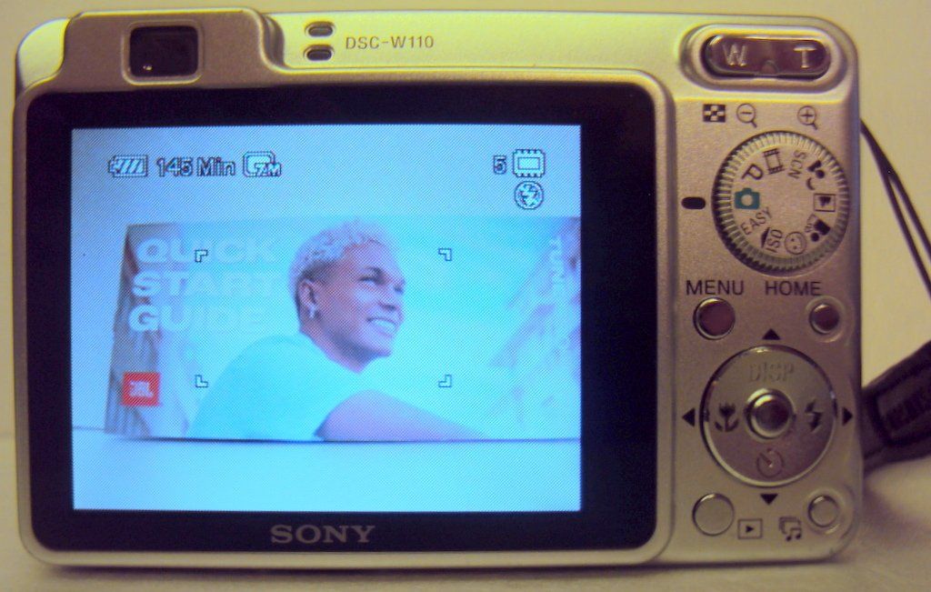 Sony Fotocamera: Sony Cyber-Shot DSC-W-110 Kompaktkamera – Usato da Dottikon venduto da Floppidogg77 1