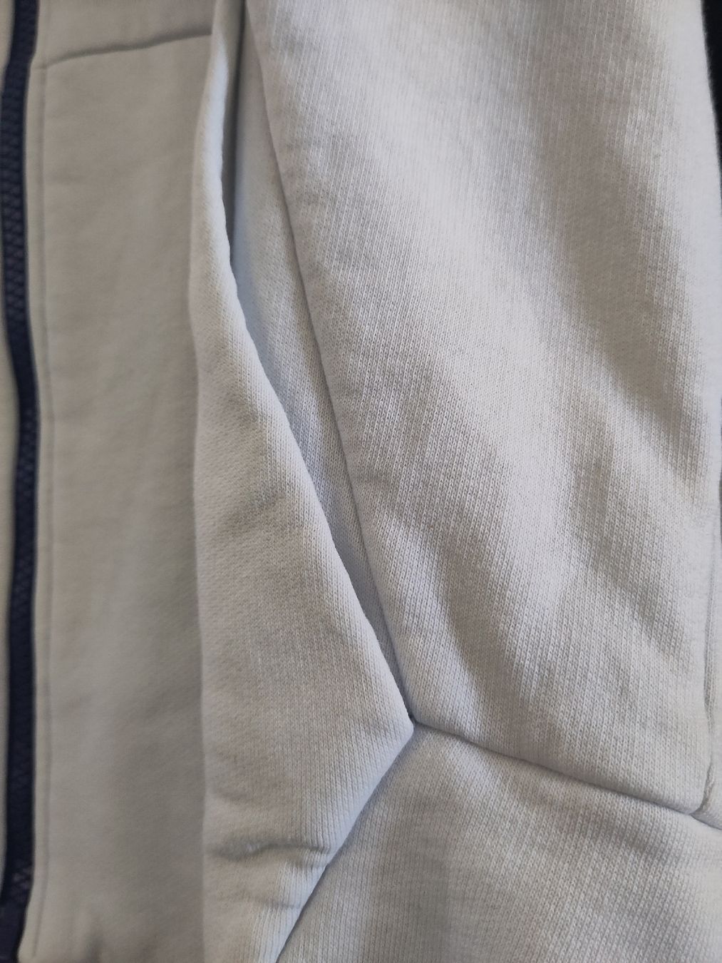 Lacoste Jacken & Mäntel: Lacoste Trainerjacke Jungs Grösse M – Gebraucht aus Pratteln von Cartonsducoeur_bl 2