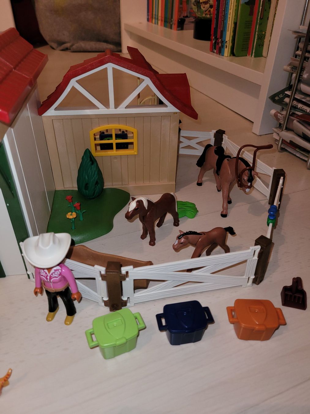 Playmobil Giocattoli: Playmobil grosser Reiterhof – Usato da Uster venduto da Gabi64 2