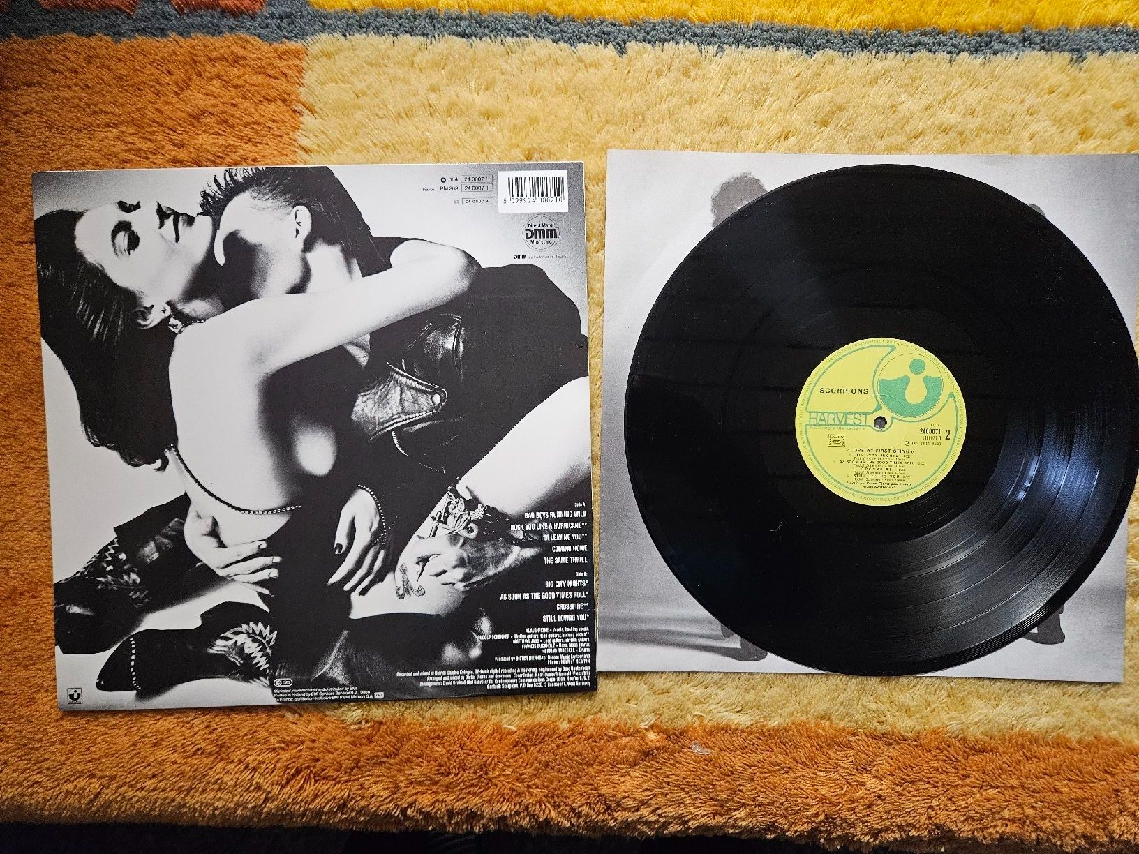 Dischi in vinile: Scorpions Schallplatte Lp - Love At First Sting – Nuovo (secondo la descrizione) da Lyss venduto da Alexine 1