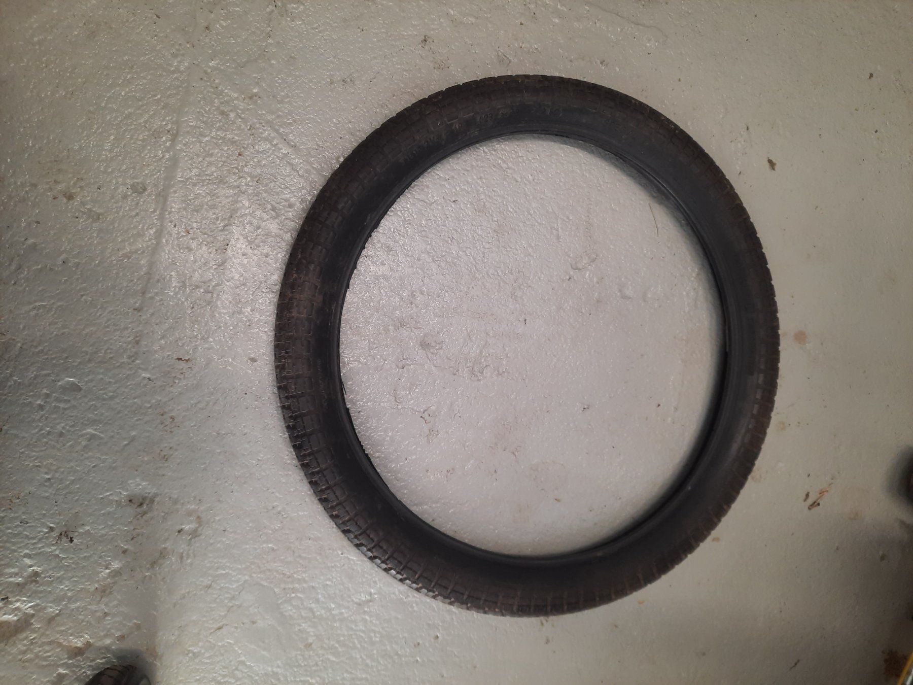 Parti ricambio per ciclomotori: 19" Mofapneu – Usato da Ermensee venduto da volvo-Turbo