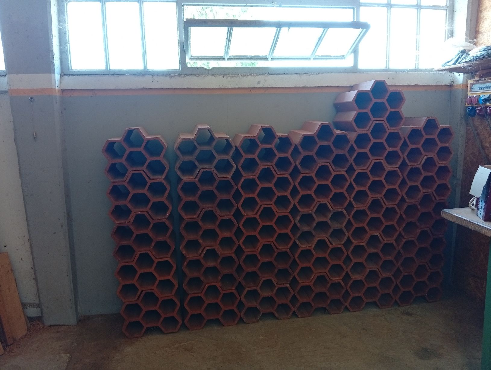 Scaffali: Casier à bouteilles en terre cuite  – Usato da Echichens venduto da Rootsboy 3