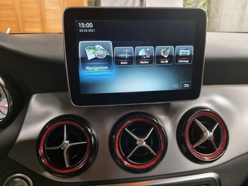Mercedes-Benz Automobili: Mercedes-Benz CLA-250 – Usato da Luzern venduto da Womeninred 6