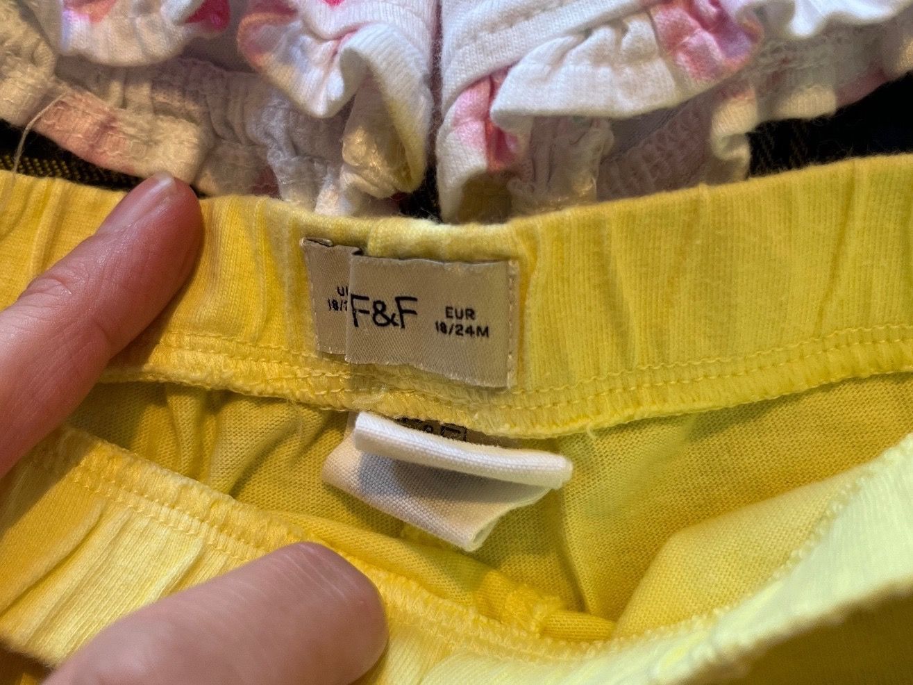 Pantaloni: 2x Sommershorts, Größe 92 – Usato da Umiken venduto da deb_57xk 3