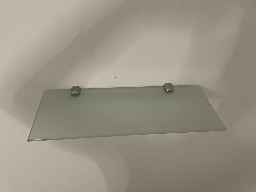 Tutte le decorazioni: Mensole in vetro – Usato da Gordola venduto da shark.18 1