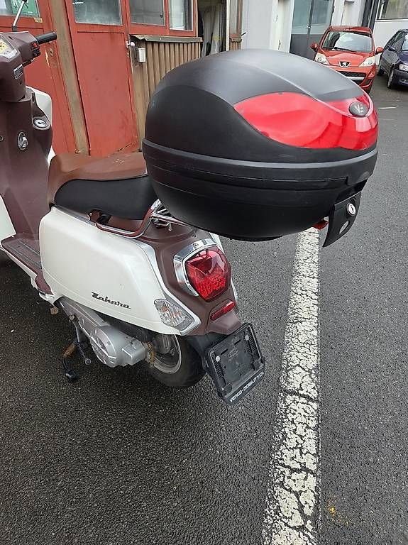 Tell Scooter: Vengo Zahara 125i – Usato da adligenswil venduto da Geryemm 2
