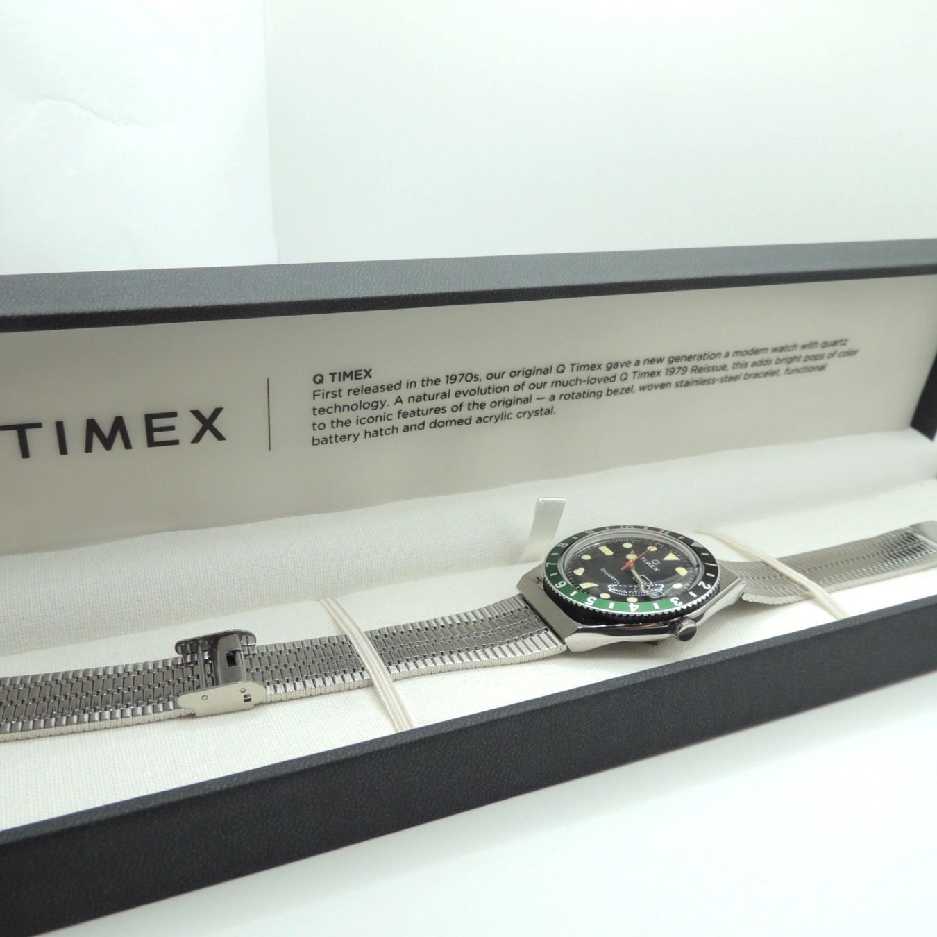 Timex Orologi: Montre Timex Q Reissue noir/vert neuve – Nuovo e nell'imballaggio originale da Lausanne venduto da DuGoutetdesCouleurs 4