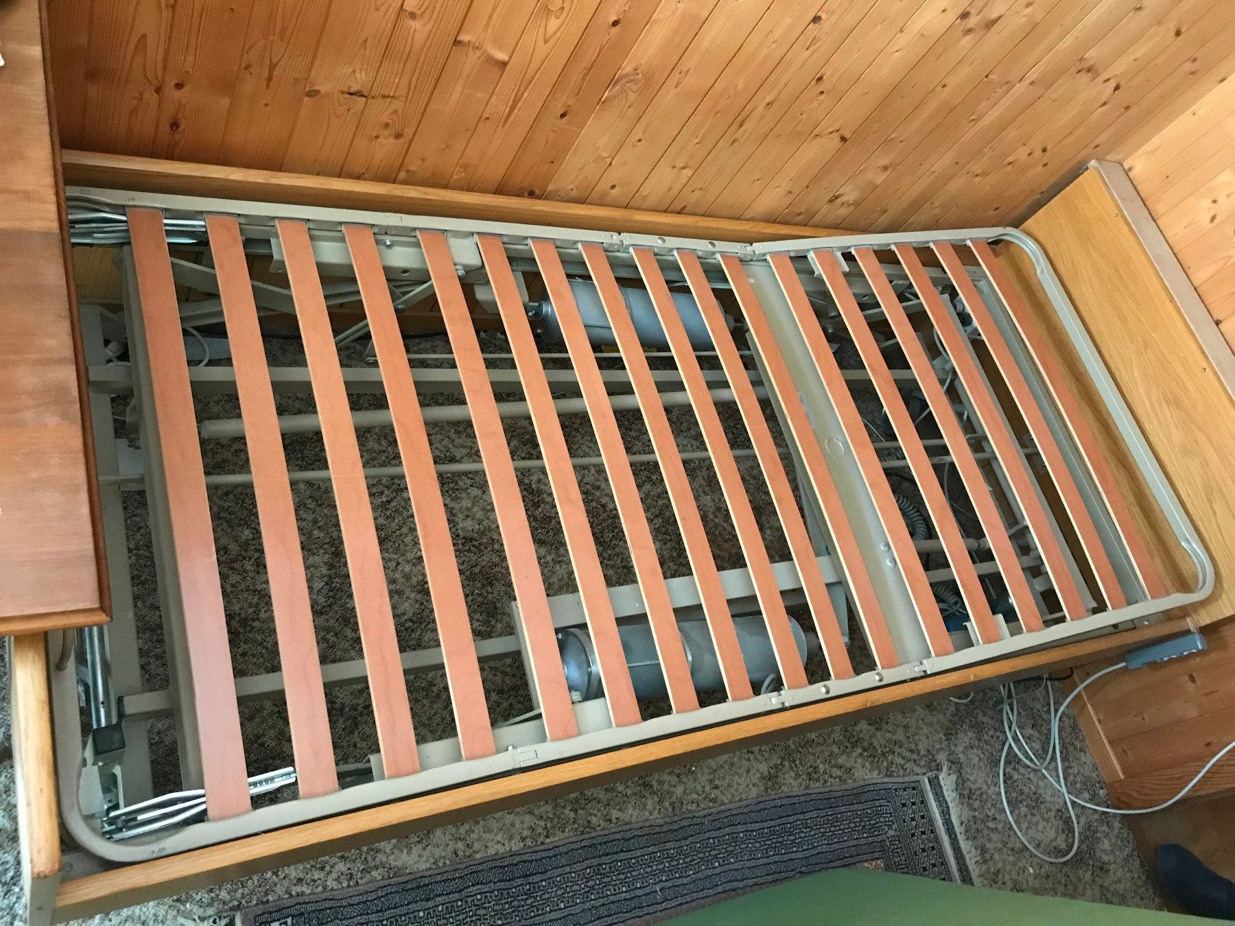 Betten: Pflegebett – Gebraucht aus Engelburg von goldfischli02