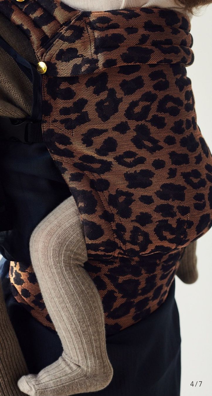 Artipoppe Porte-bébés ventraux & dorsaux: Porté bébé Artipoppe Zeitgeist leopard – D'occasion à Genève par mar_8mtk 2