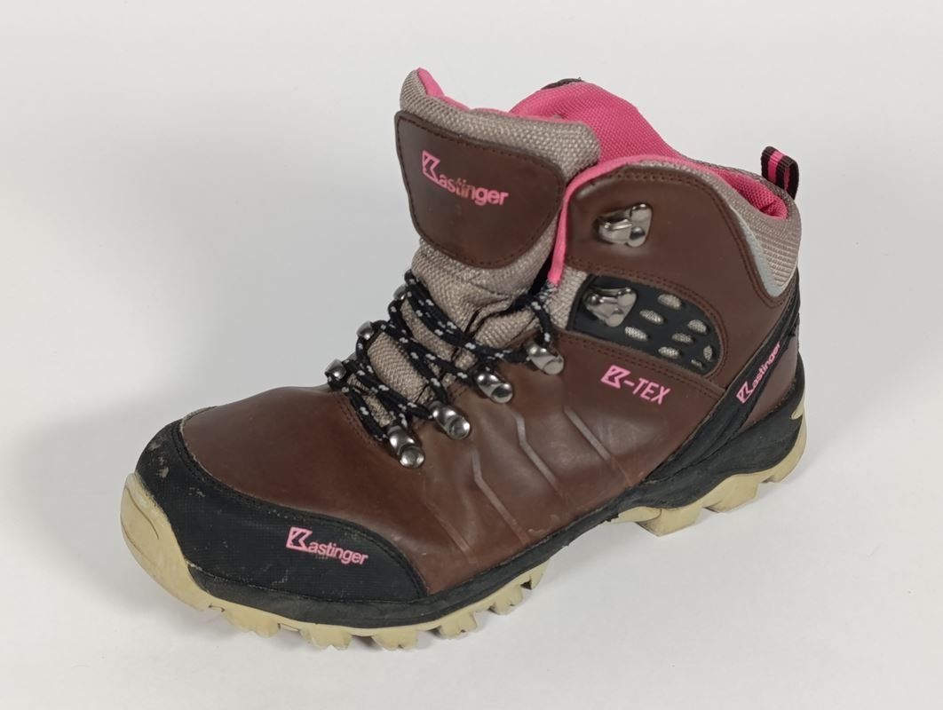 Scarpe da donna: KASTINGER chaussures de marche taille 39 – Usato da Thielle venduto da Plusvalue_Neuchatel 2