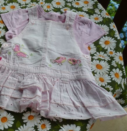 TAILLE 74 - JOLIE ROBE