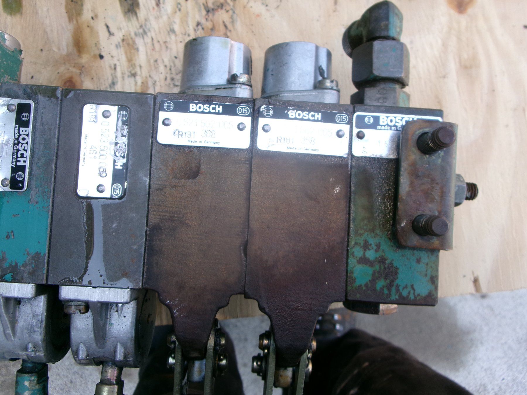IHC Traktoren: BOSCH - Hydraulik -Steuerventile - ( IHC ) möglich ? – Gebraucht aus Eschenbach SG von GM-29 2
