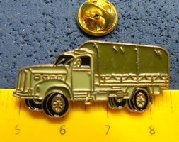 SAURER MILITÄR CAMION LKW ARMEE SCHWEIZ PIN LIMITIERT