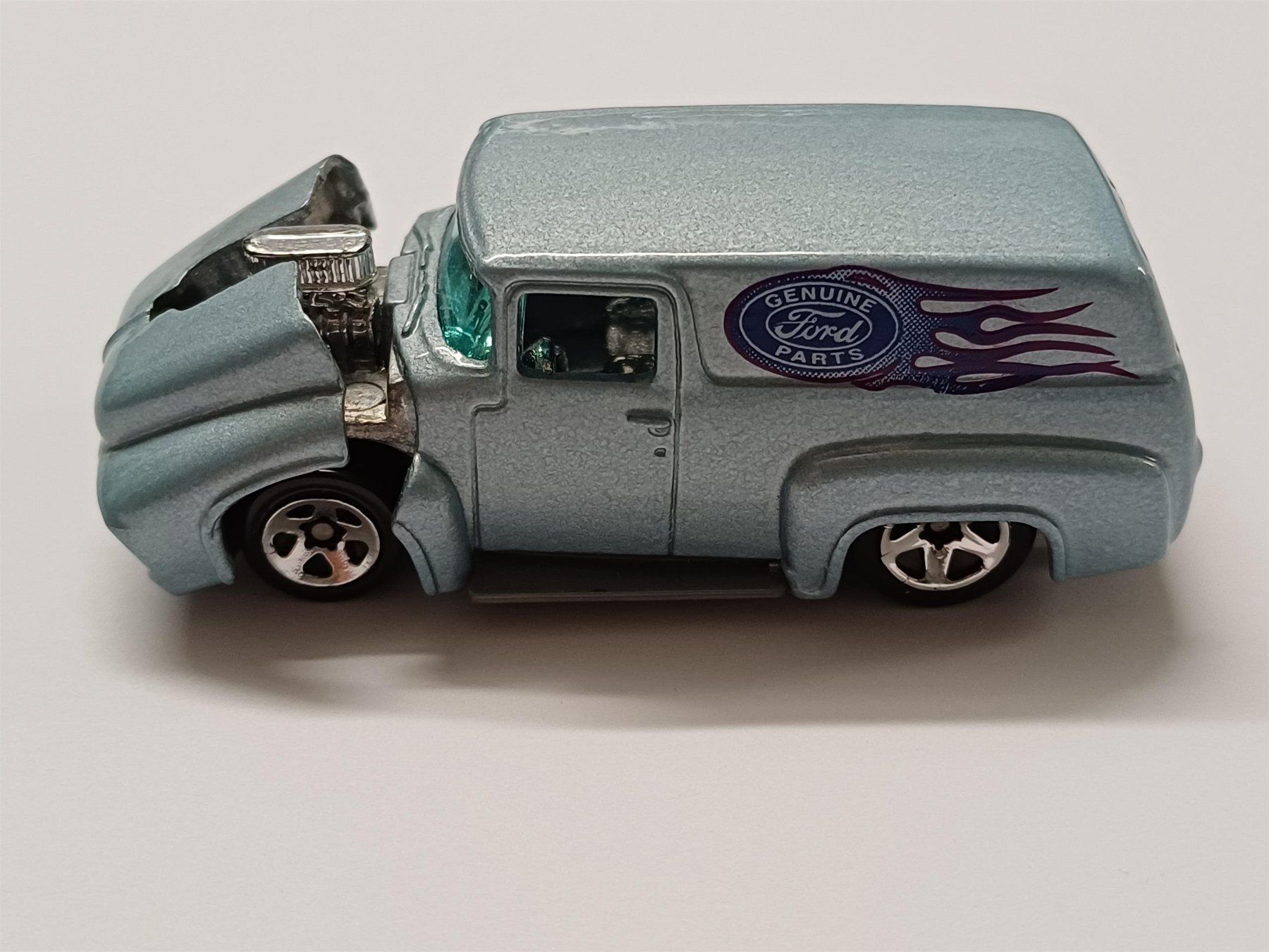 Hot Wheels Voitures modèles: Hot Wheels - 1956 Ford Panel Van – D'occasion à Bichwil par Viggen37 2