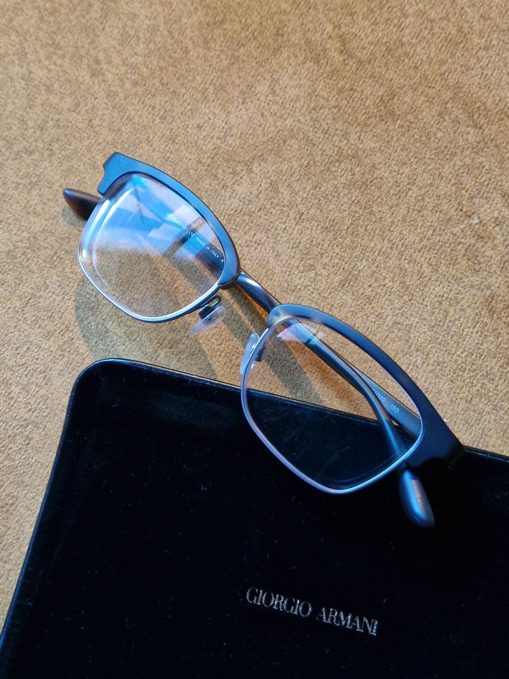 Armani Occhiali & Lenti: Giorgio Armani Brille mit Etui – Usato da Zürich venduto da tsu_76bc 3