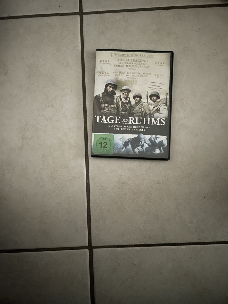Tutti i DVDs: Tage Des Ruhms – Usato da Winterthur venduto da Cobraforce