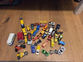 Spielset Autos und Töff