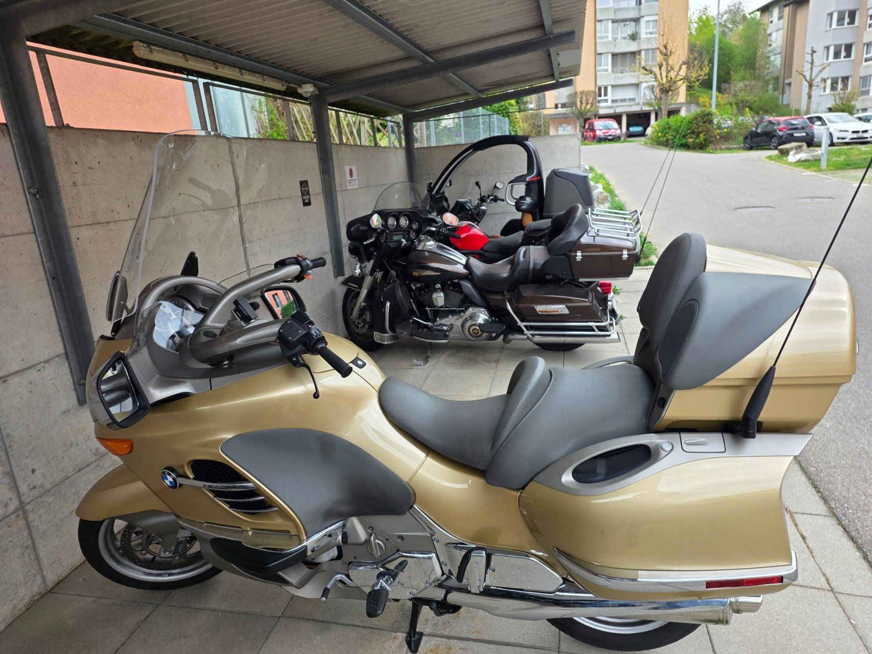 BMW Touring: BMW K1200LT – Usato da Granges-Paccot venduto da Axelfr 2