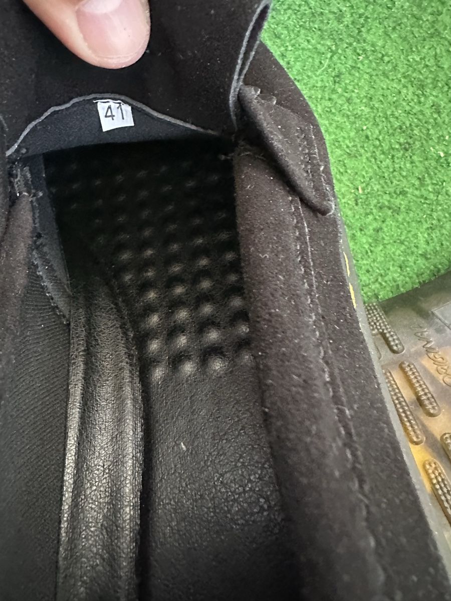 Dr. Martens Scarpe da uomo: Mocassins Dr. Martens noirs en daim, taille 41 – Nuovo (secondo la descrizione) da Brügg BE venduto da haj_9zhk 4