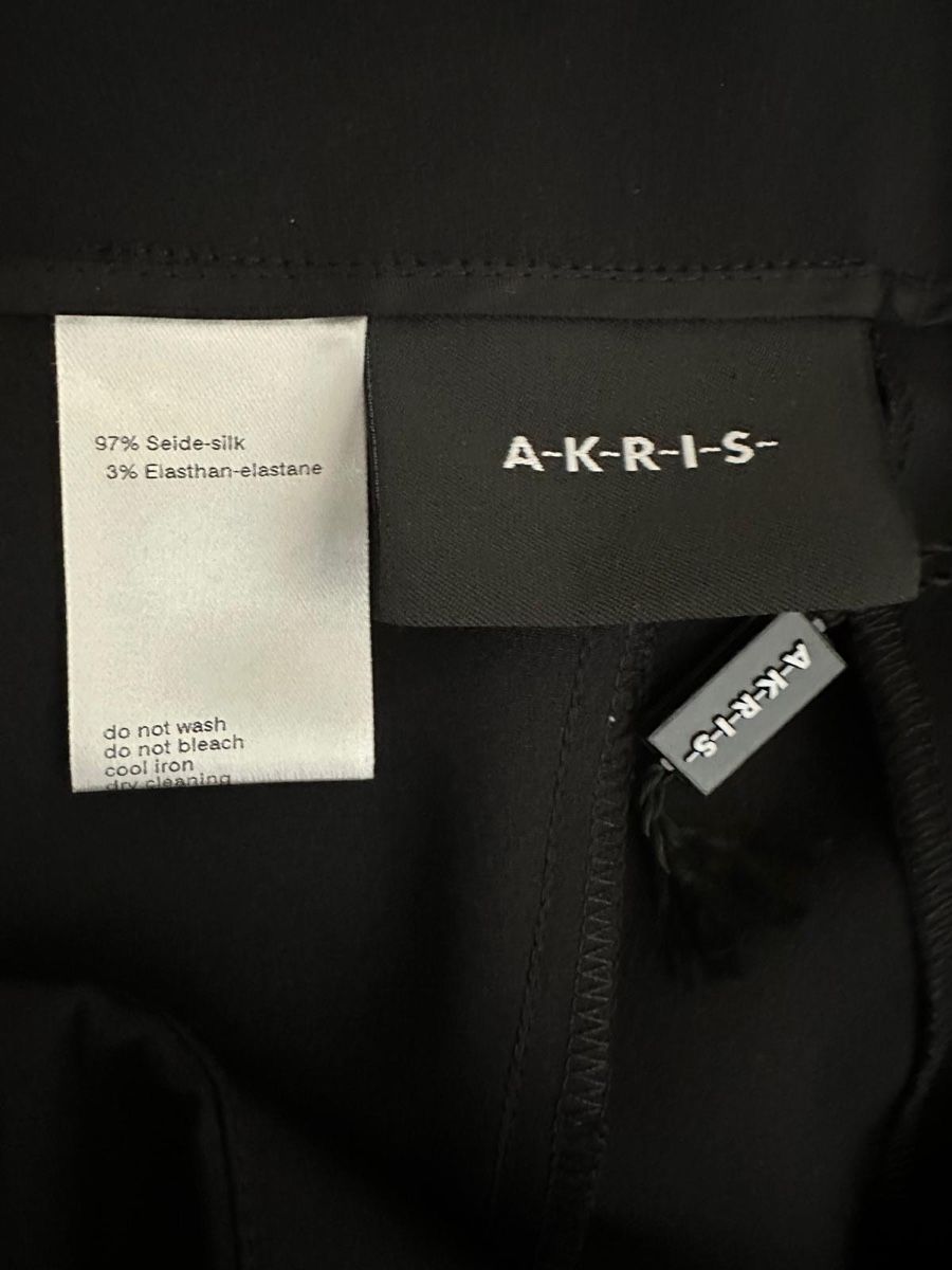 Akris Pantaloni: Akris Seidenhose, Gr. 36 – Nuovo (secondo la descrizione) da Binningen venduto da Yuliya15 2