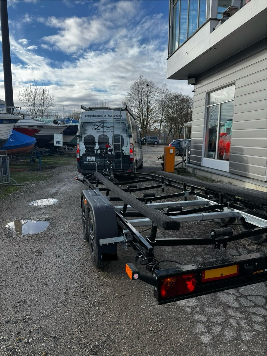 Rimorchi: Bootsanhänger 2600KG Doppelachser – Nuovo (secondo la descrizione) da Solothurn venduto da Eduka72 2