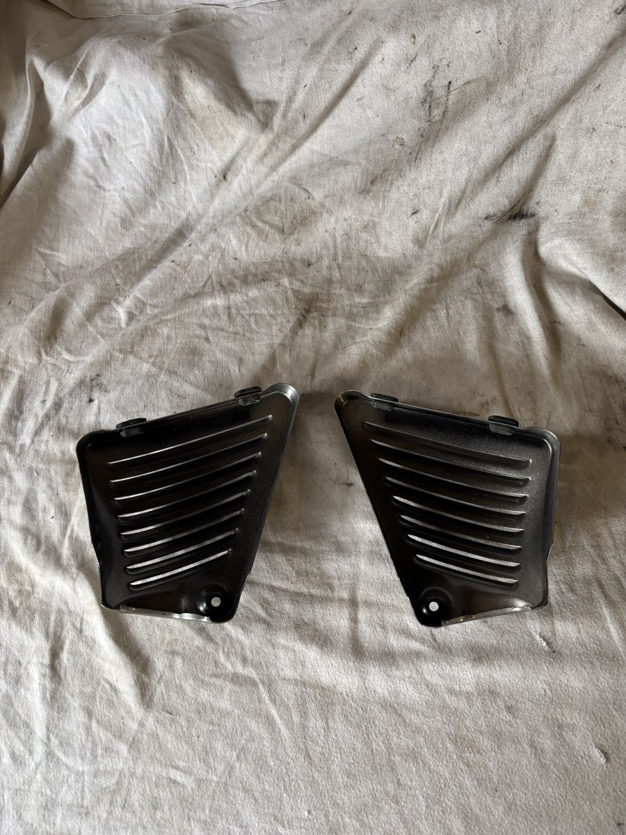 Harley-Davidson Tutti i ricambio per moto: Harley Davidson Rahmen Cover  – Usato da Schötz venduto da Harley35 1