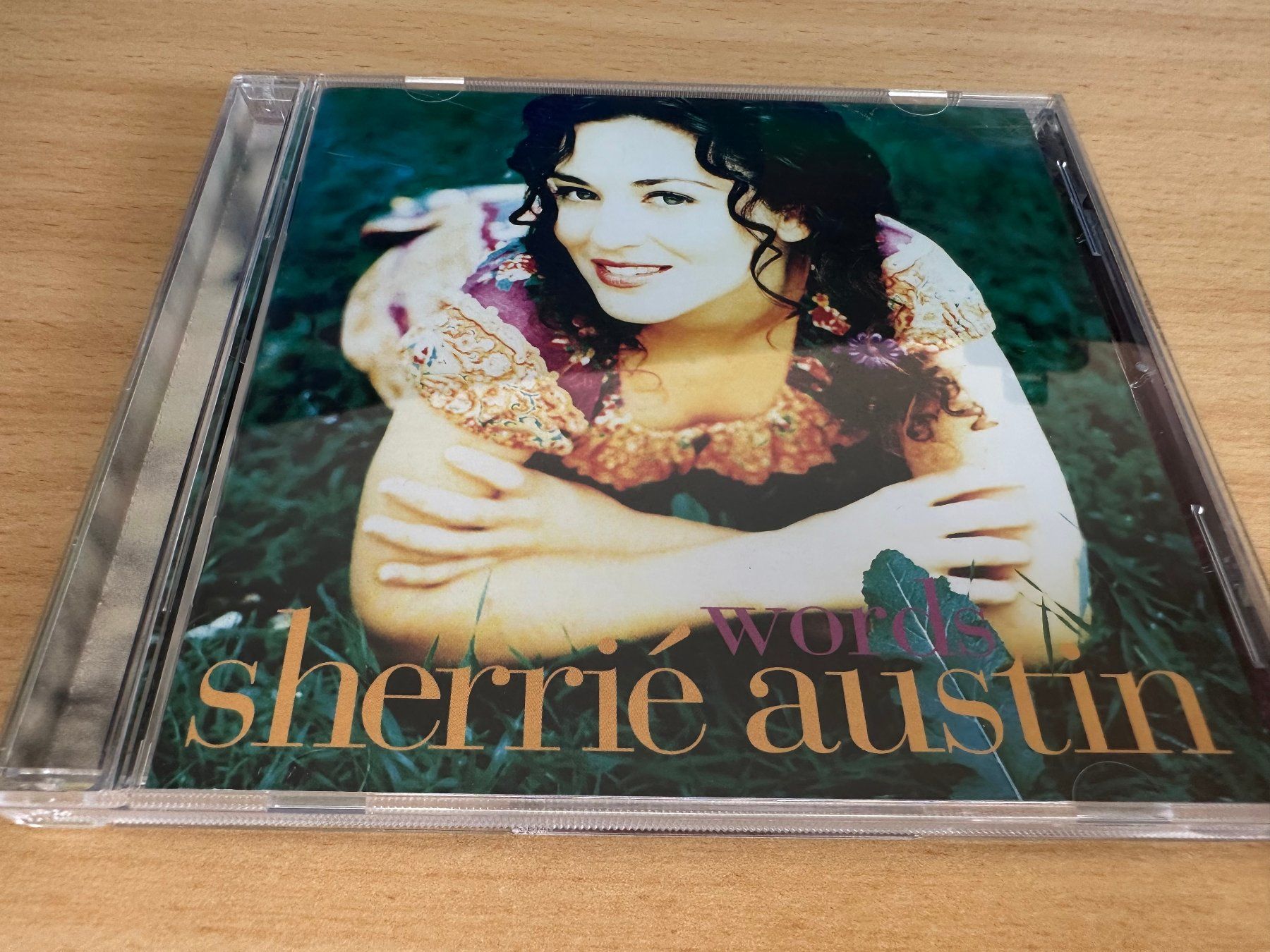 CD: Sherrié Austin – Words – Usato da Rikon im Tösstal venduto da Alpenmutz