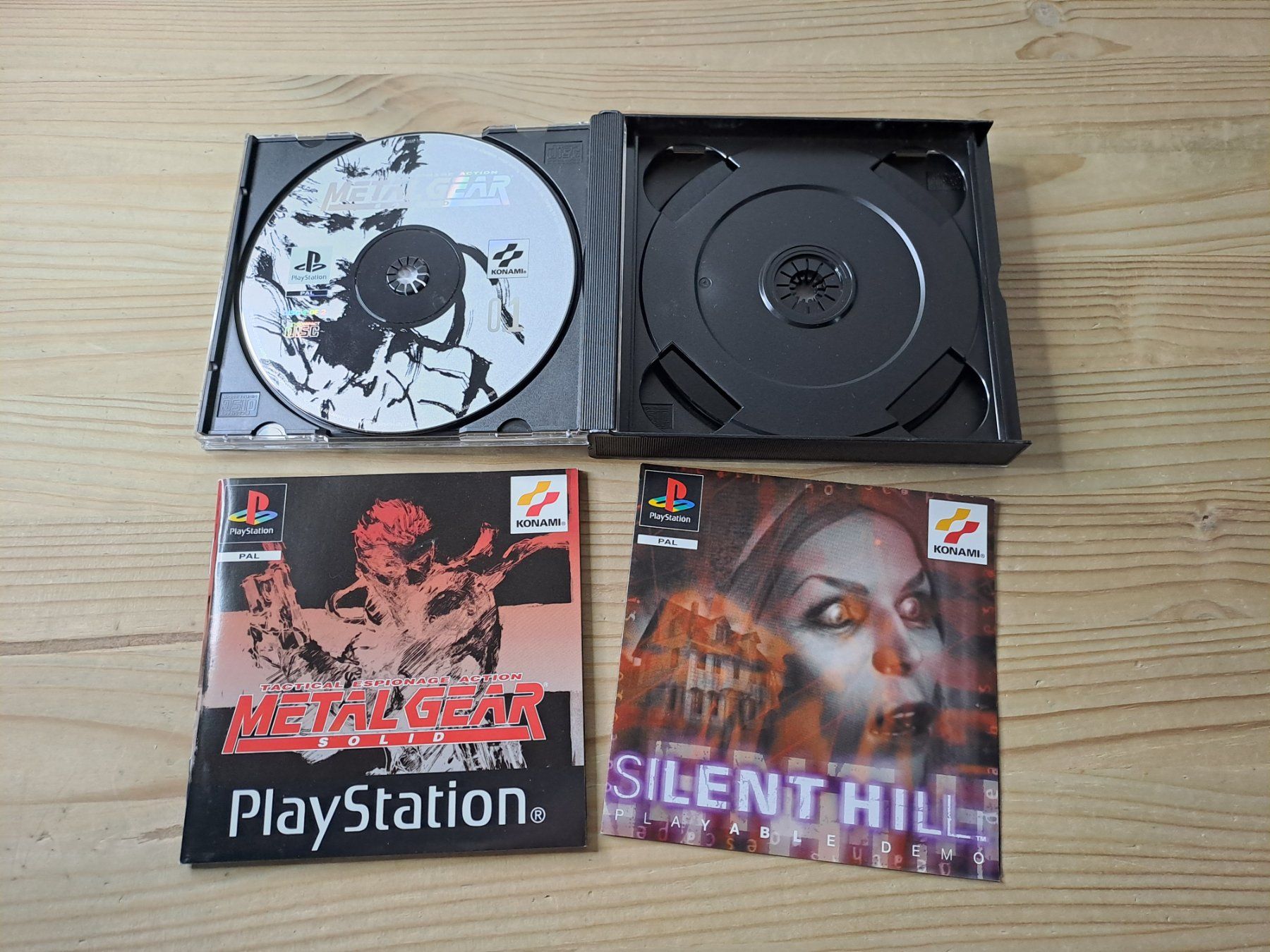 Metal Gear Solid 1 - English - incl. Silent Hill Demo CD PS1 (Gebraucht ...