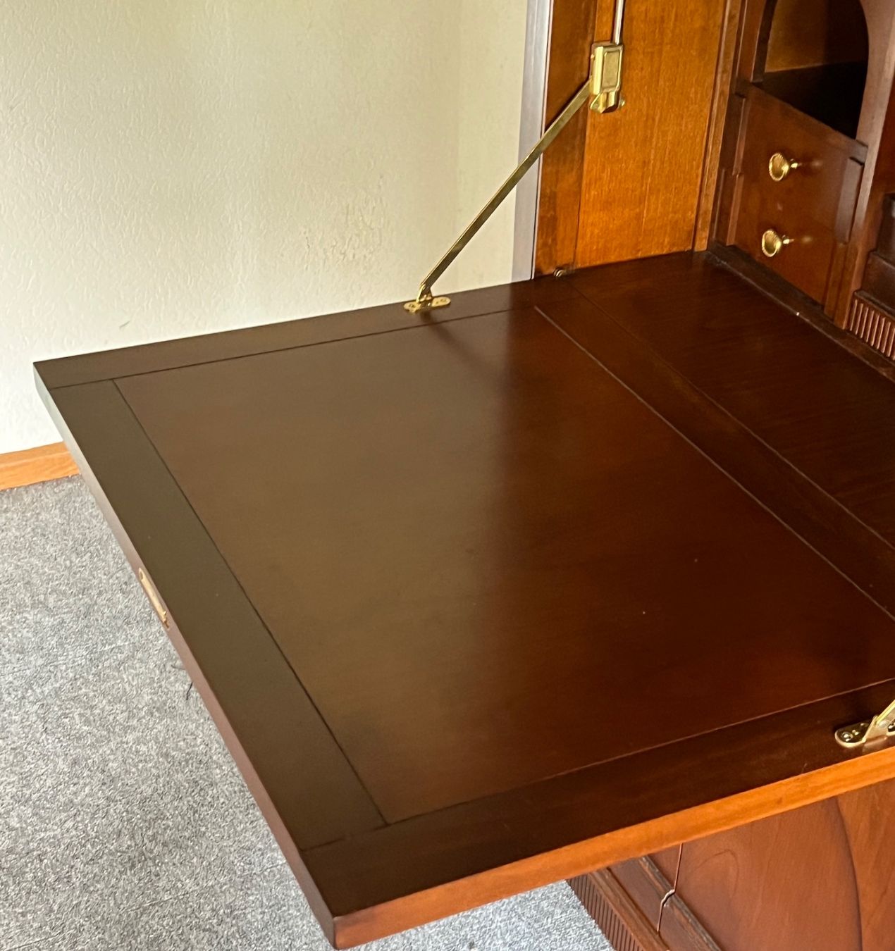 Scrivanie: Biedermeier Sekretär Nussbaum Kommode Jugendstil SELVA – Usato da Gemünden venduto da GEUENWALD 6