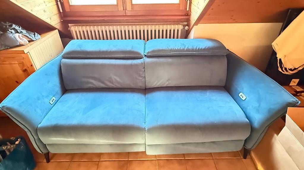 Divani: Canapé deux places  – Usato da Essertines-Rolle venduto da flo_y6p8 2