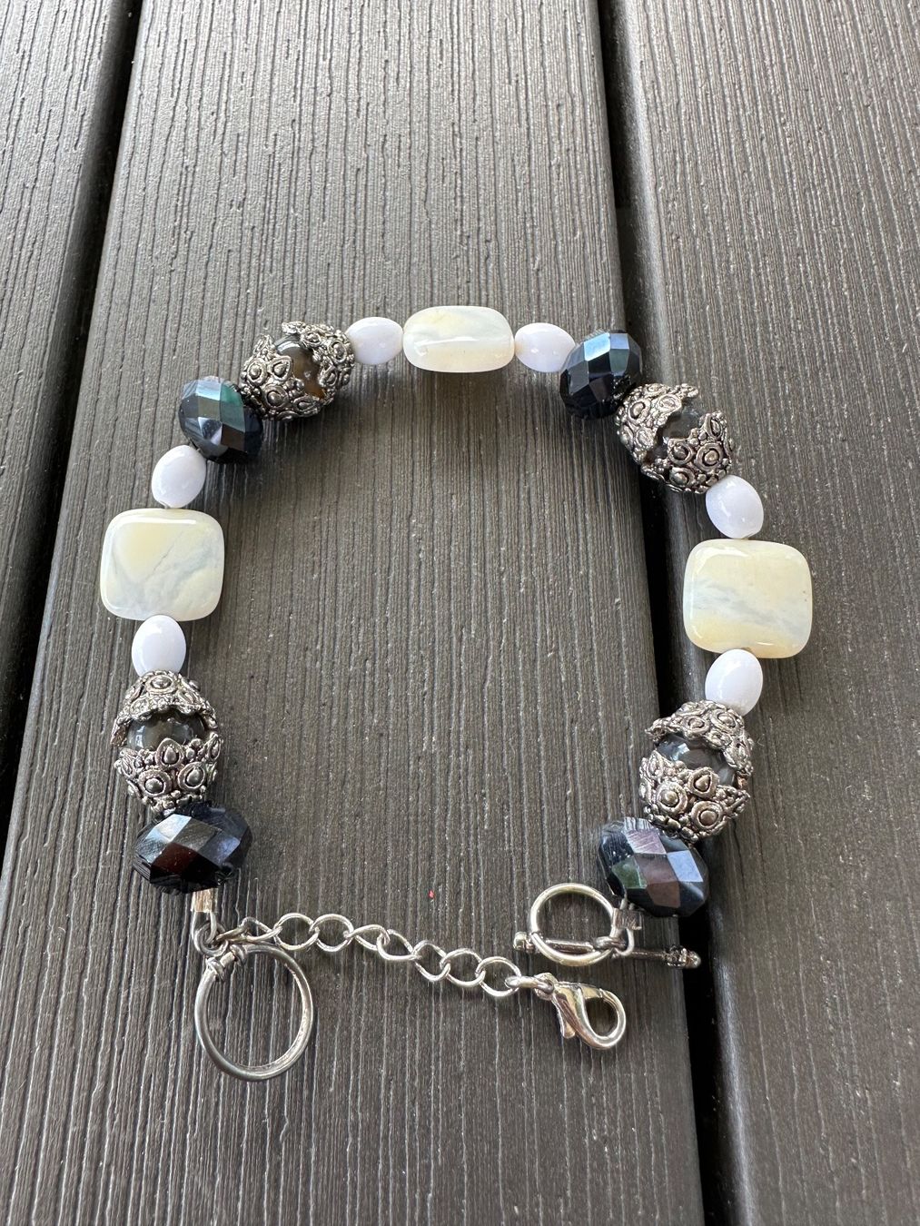Armbänder & -reifen: Armband mit Steinen – Gebraucht aus Winterthur von AngiDi 1