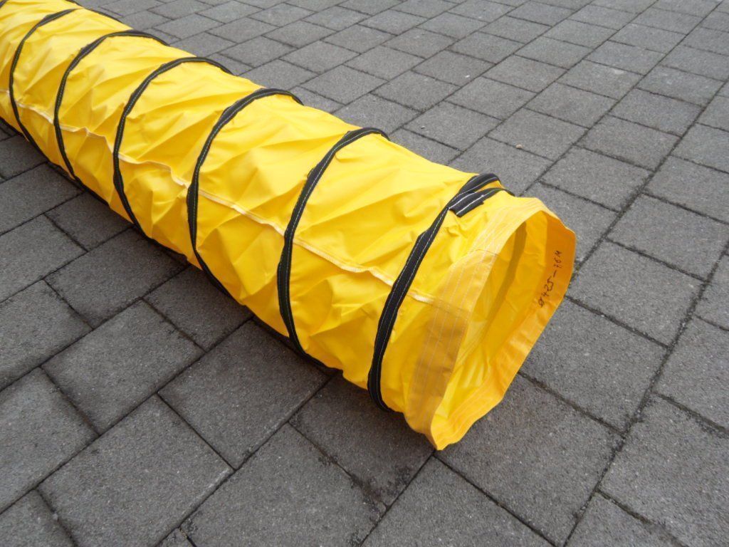 Tubi & Tubi flessibili: Warmluftschlauch 625mm Heissluftschlauch – Usato da Altwis venduto da Hoeltschi-Altwis6286