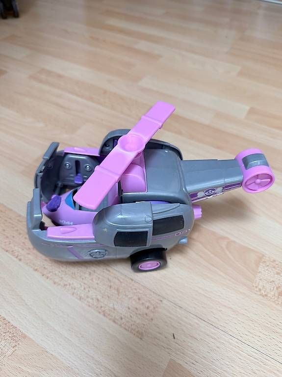 Giocattoli: PAW Patrol Skye Helikopter mit Skyfigur – Usato da Wangs venduto da Reyna88 2