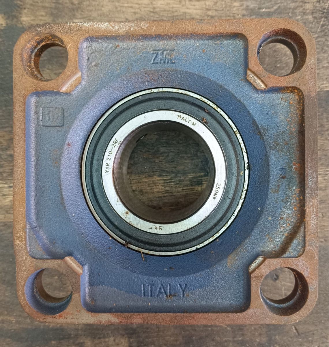 Ingressi: Palier SKF FY510M Roulement YAR210-2RF – Usato da Avry-devant-Pont venduto da Mofaguy 1