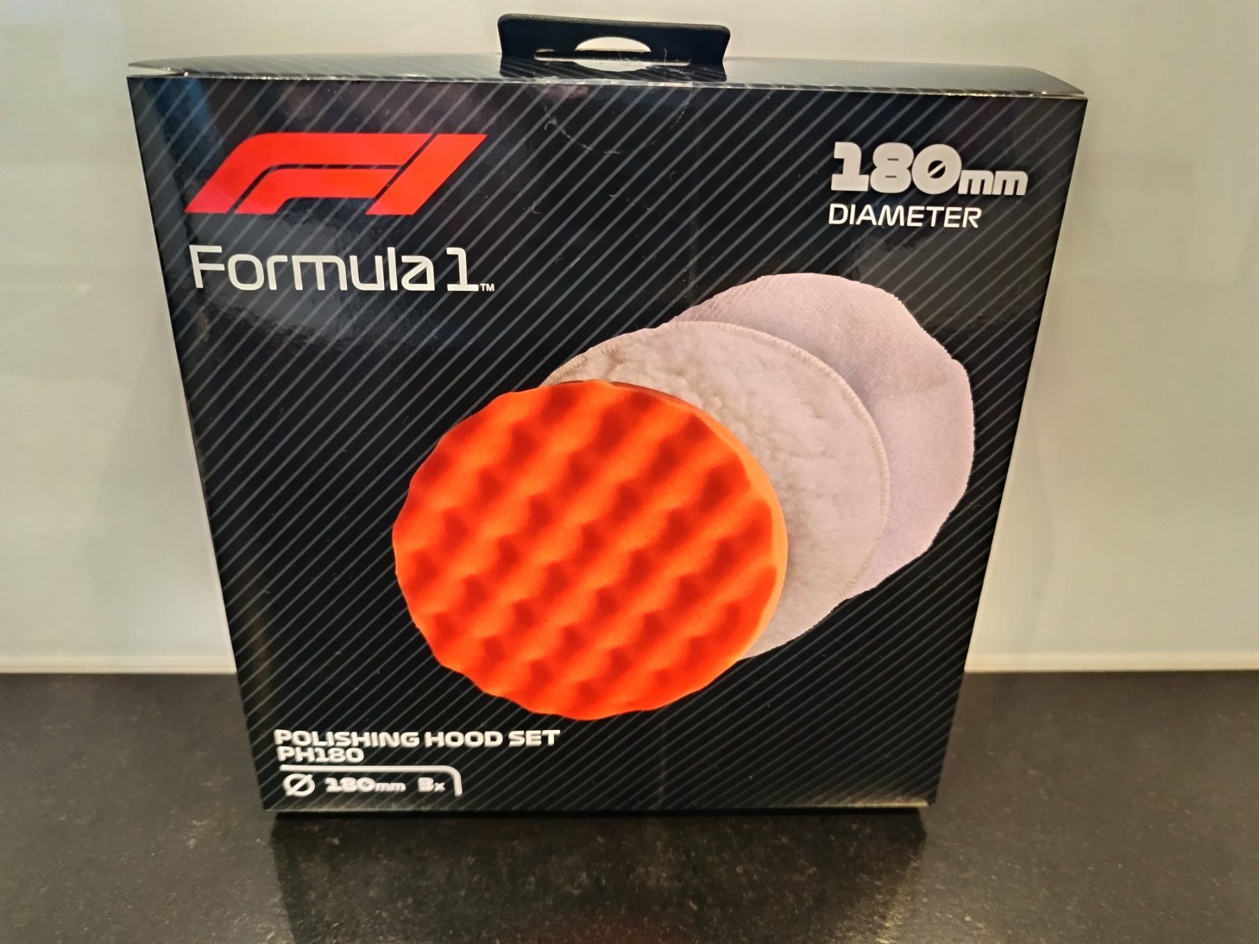 Prodotti per la cura: 5 Packungen neue Formula1 Polierhauben – Nuovo e nell'imballaggio originale da Rüthi (Rheintal) venduto da Balty 1