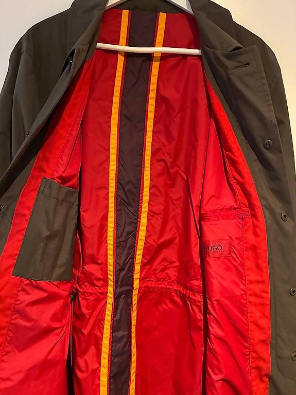 Hugo Boss Cappotti: Hugo Boss Regenmantel – Usato da Zürich venduto da 36b_fx96 3
