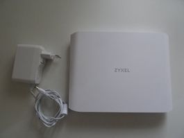Router Zyxel AX7501-B0 mit Netzteil