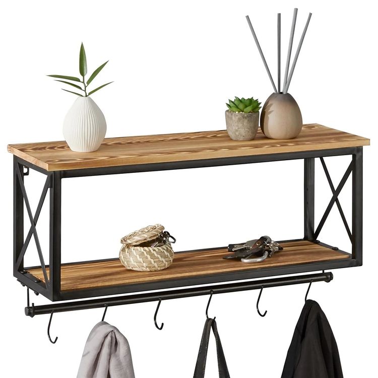 Wandgarderobe im Industrial Design 1