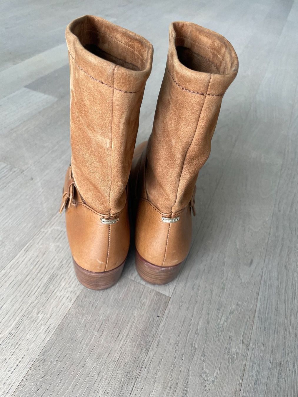 Scarpe da donna: BOTTES UTERQÜE – Usato da Morges venduto da Igp10 2