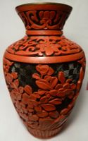 SEHR SCHÖNE ANTIKE CHINA-ROT LACK-ZINNOBER VASE-13 x 7,5 CM