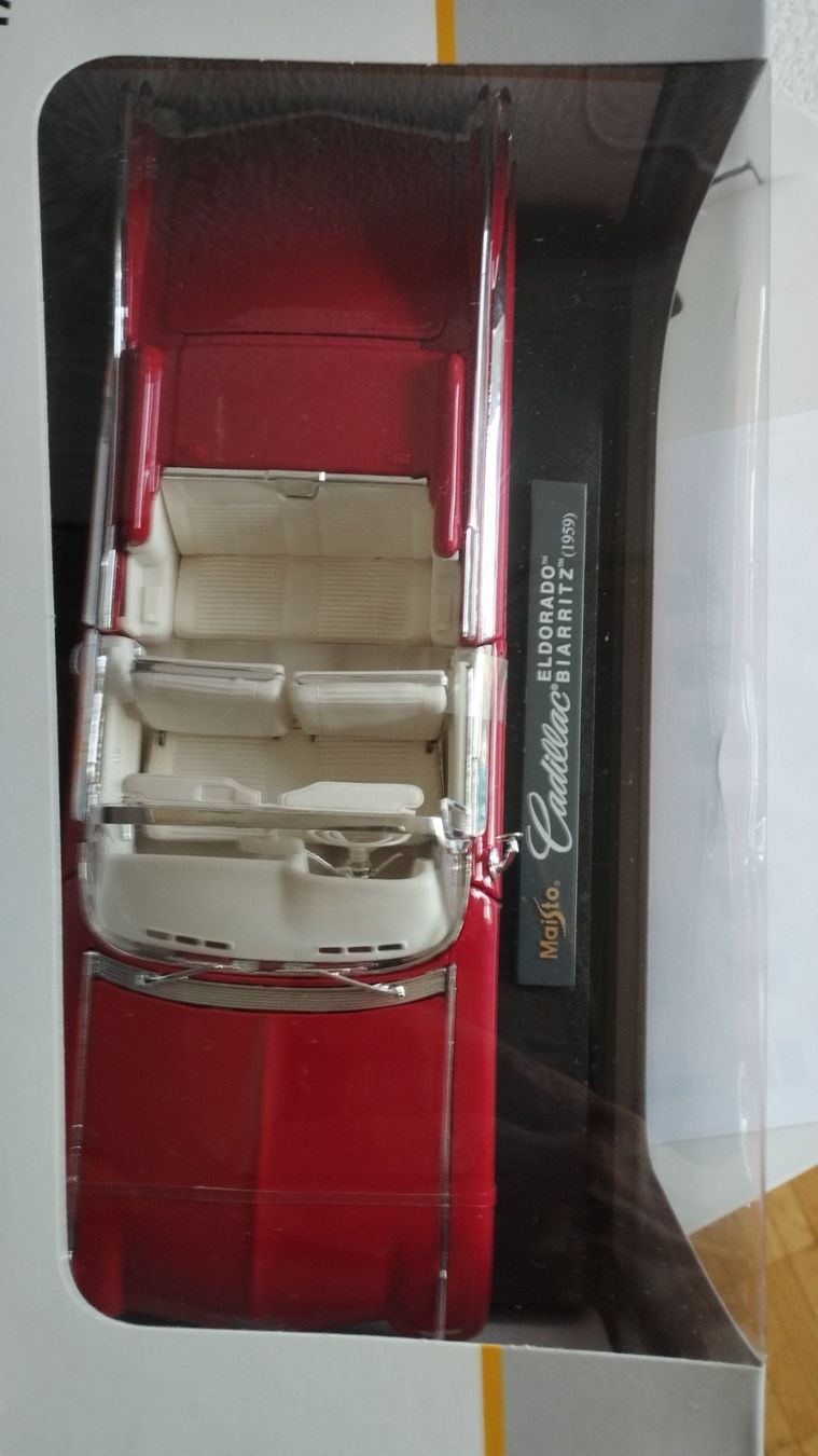 Cadillac Modellini d'auto: 1959 Cadillac Eldorado Biarritz convertible – Nuovo e nell'imballaggio originale da Chur venduto da oriori