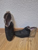 Stiefeletten Fantasy schwarz gold Grösse 36 getragen