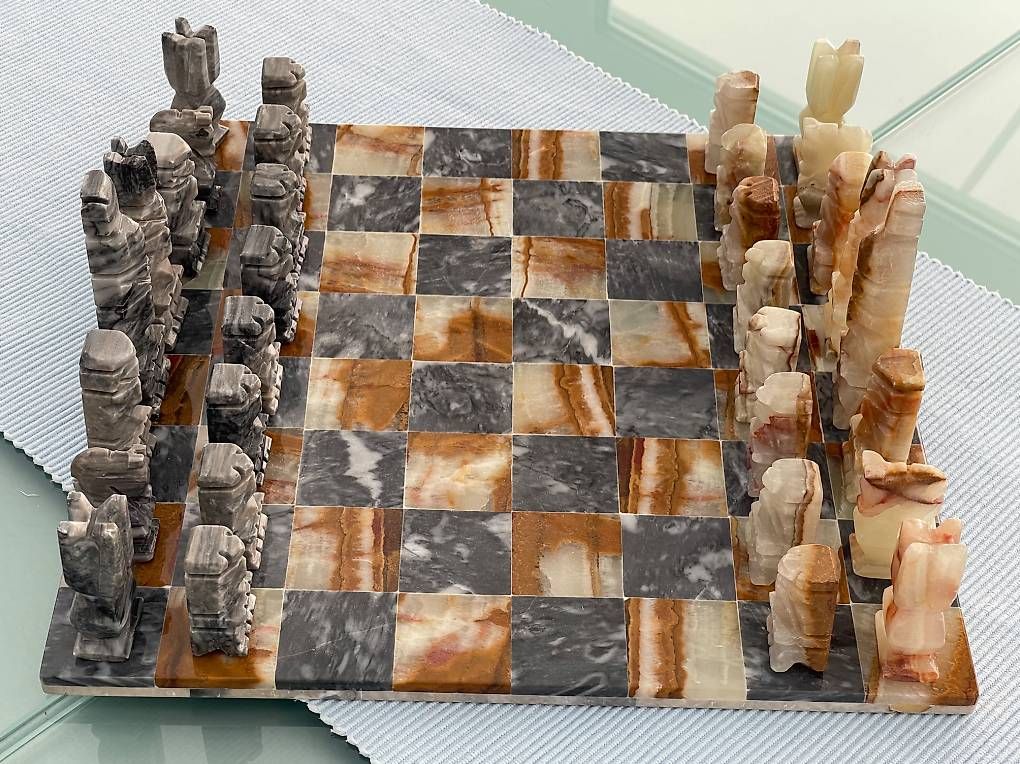 Giochi: Schachspiel aus Marmor – Usato da Hünibach venduto da Henryii0