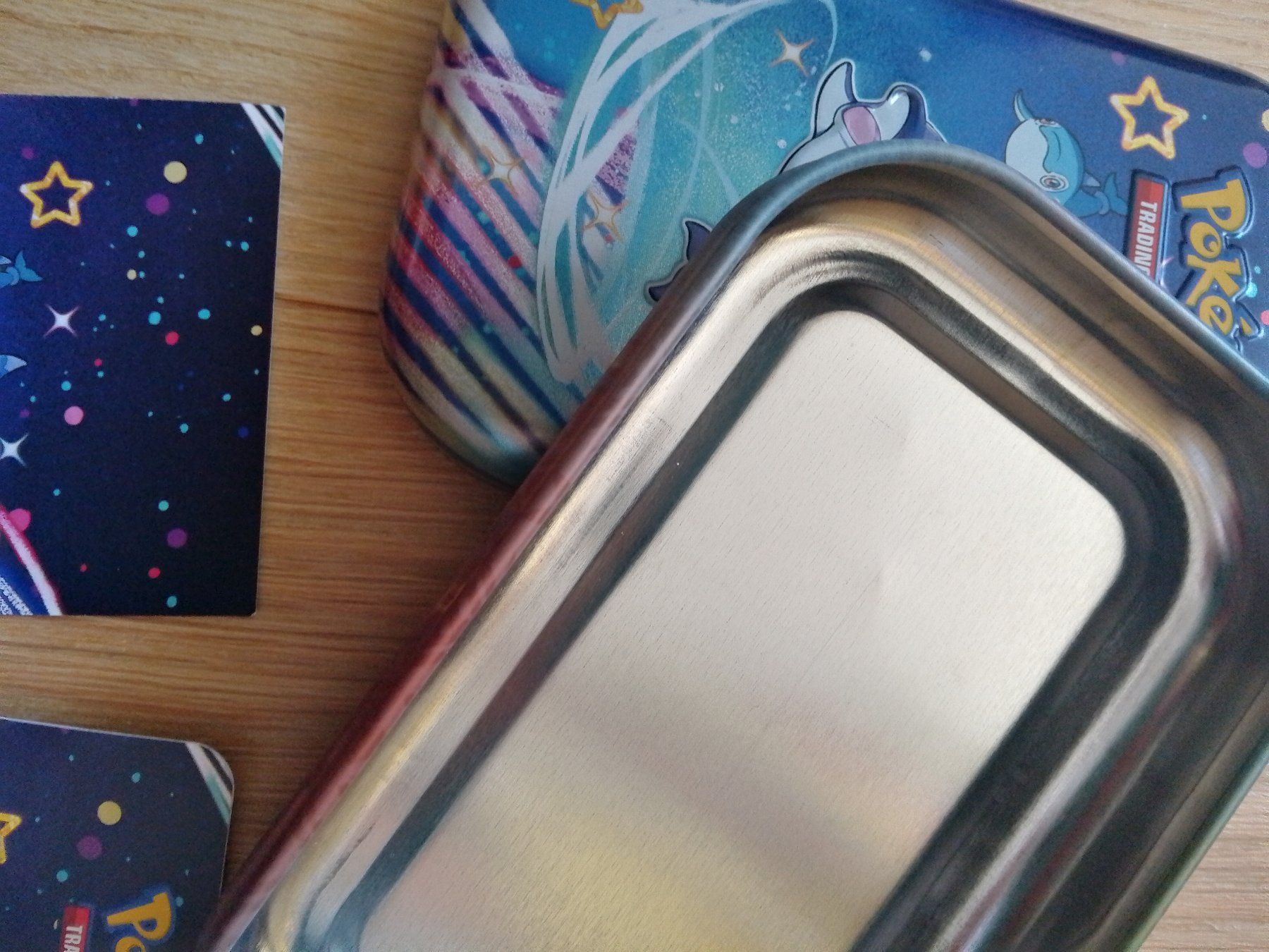 Pokémon Carte collezionabili: Leere Pokemon Mini Tin Delfin Finizen #0963 Dose – Usato da Wohlen AG venduto da salamanderspielwaren 3