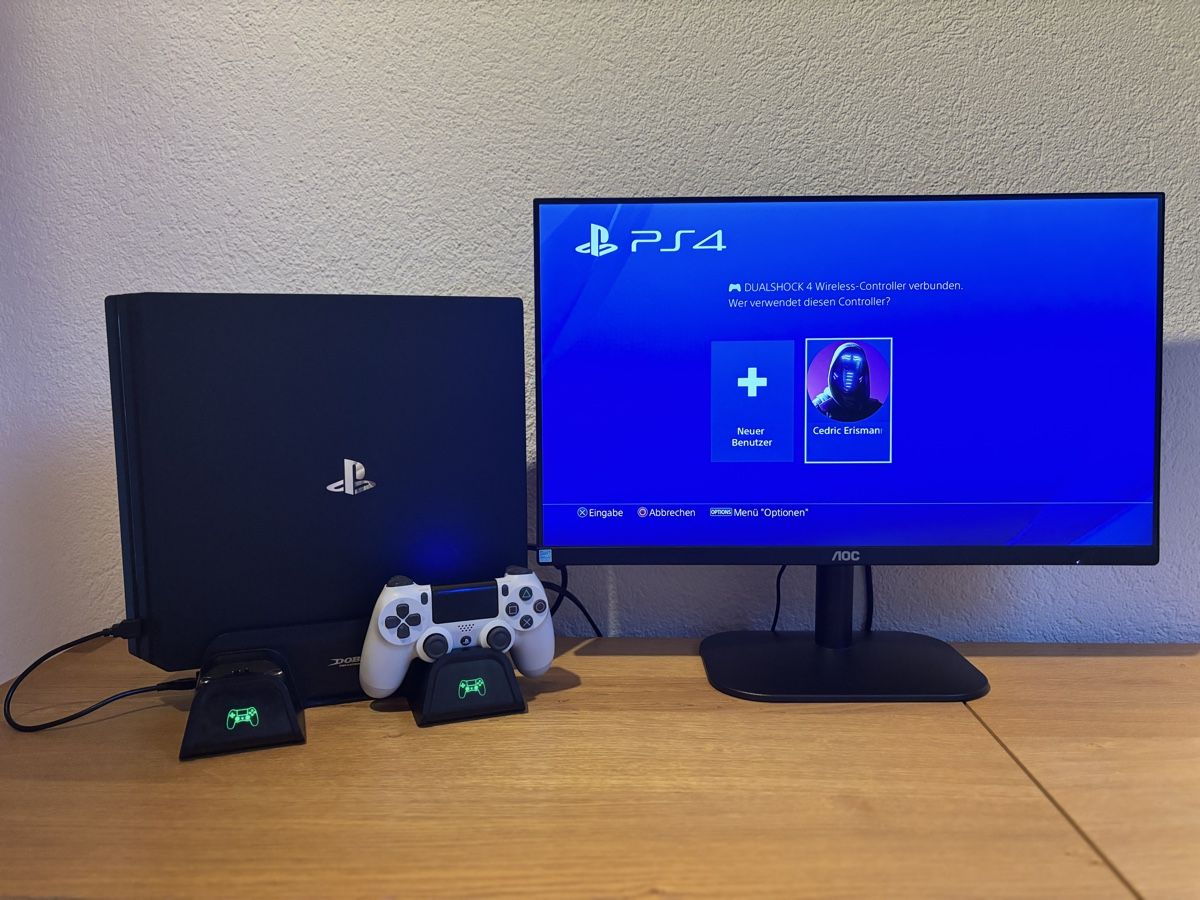 Sony Konsolen: PS4 Pro 1TB + weißer Controller + Ladestation + 7 Top-Spiele – Neu (gemäss Beschreibung) aus St. Gallen von eri_v7tg